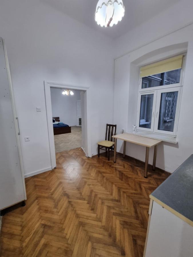 Nocleg W Centrum Czestochowy Nmp32 Częstochowa Екстериор снимка
